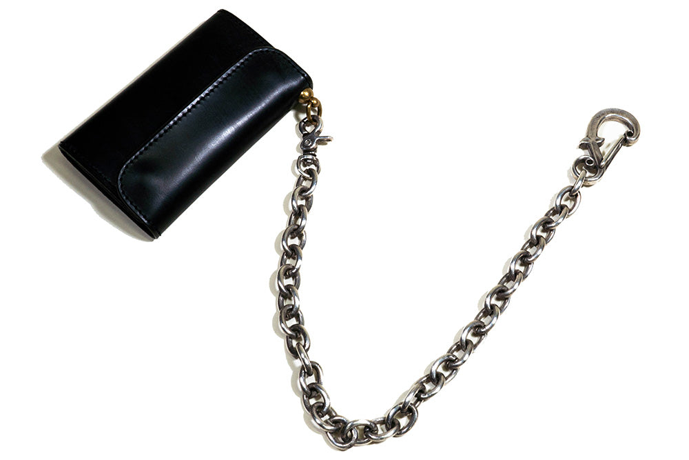 小物 F-HOLE CARABINER WALLET CHAIN BRASS F-HOLE CARABINER WALLET CHAIN / STYLE SAMPLE – ACCEL COMPANY