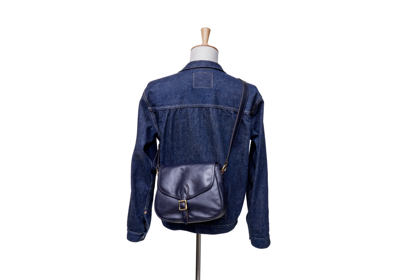 HORSE HIDE MAIL BAG (SMALL)