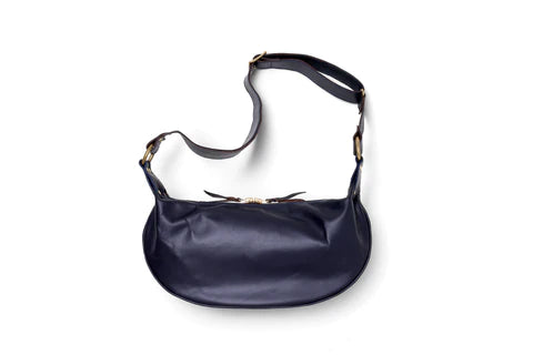 INCEPTION HORSE HIDE BANANA BAG 入荷案内