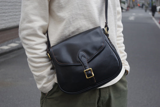 Horse Hide Mail Bag Small Black