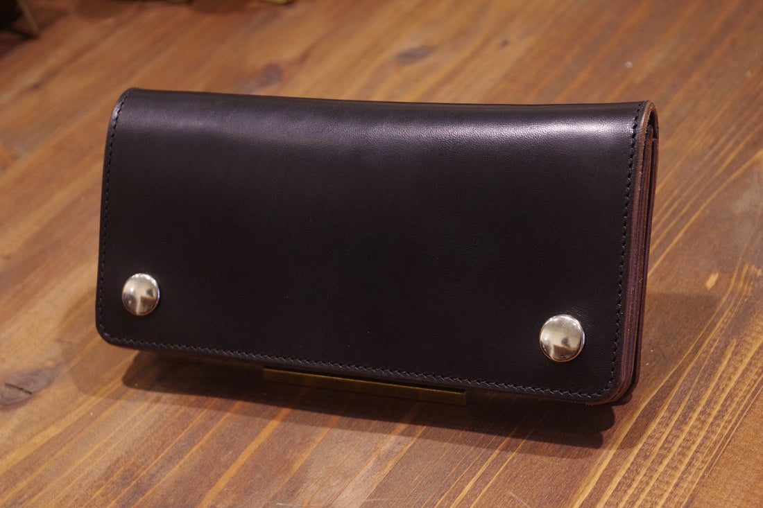 Horse Butt Trucker Wallet