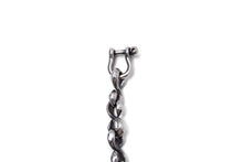 Load image into Gallery viewer, F-HOLE S-KAN WALLET CHAIN/SILVER PRATING

